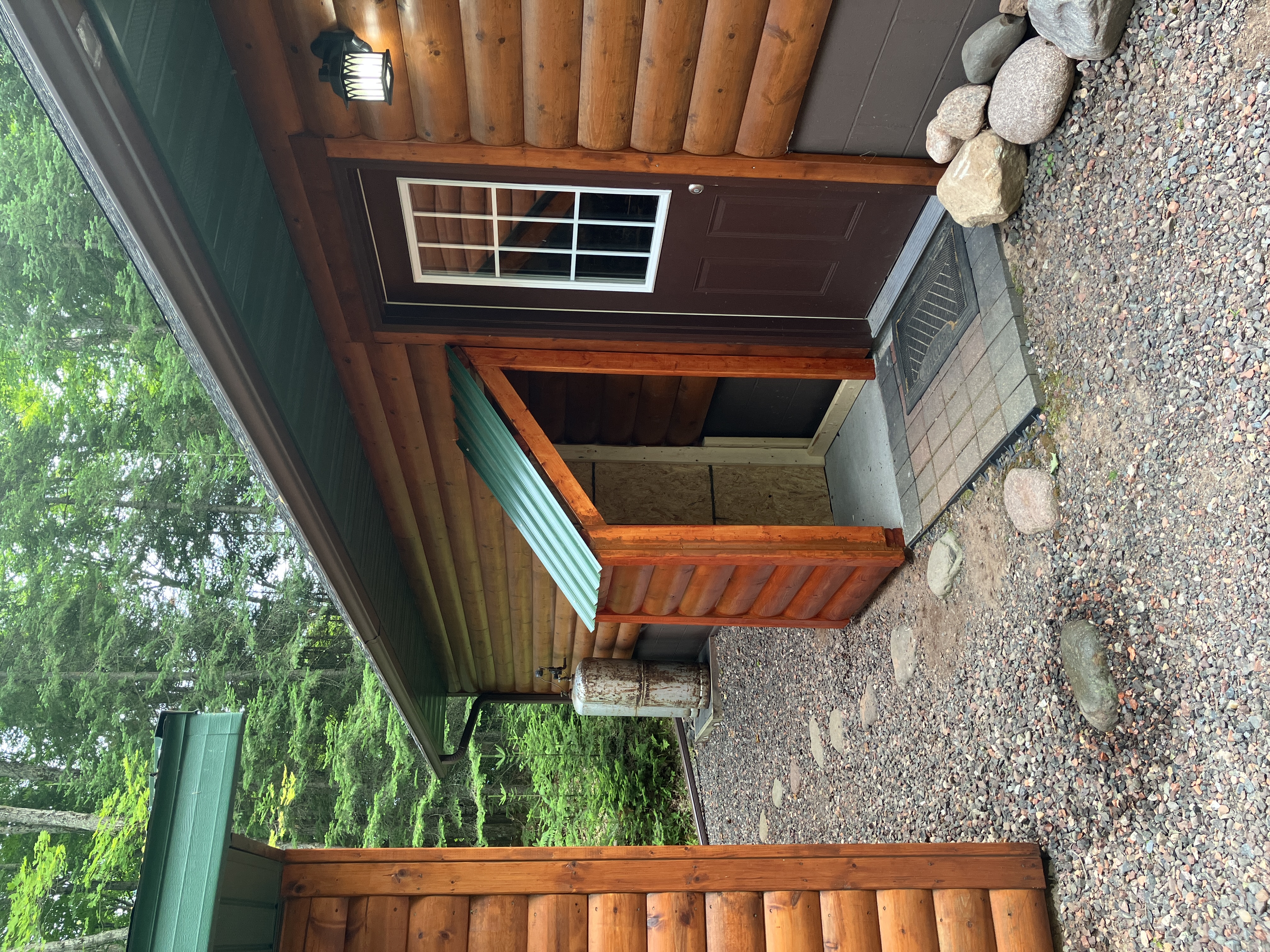 Rustic delivery box front view