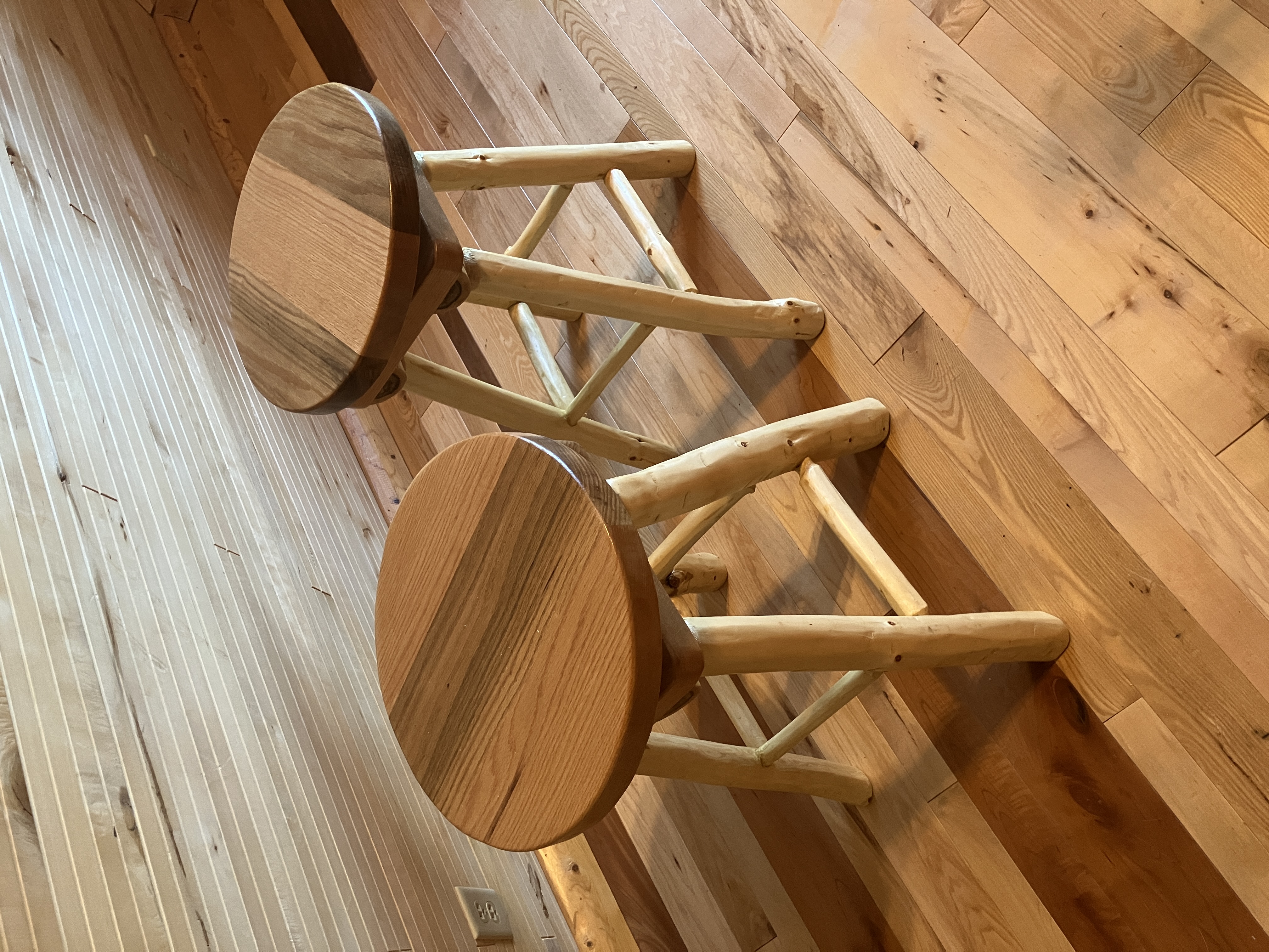 Top view to see the spectacular woods and design